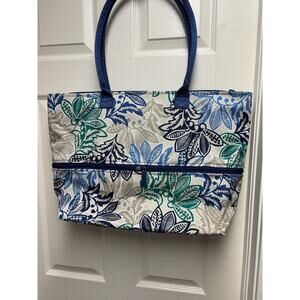 Vera Bradley Santiago Lighten Up Expandable Travel Tote — Like New